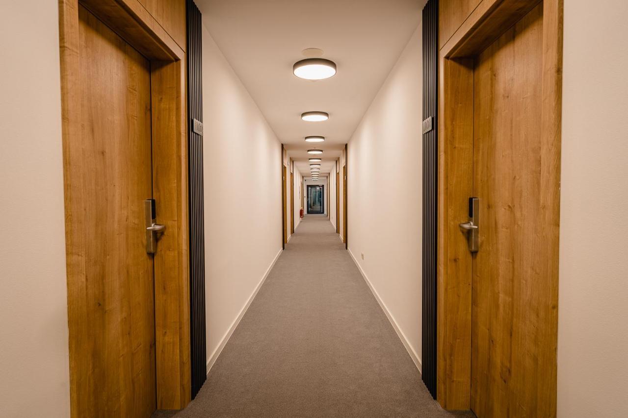 Garni Hotel Dock Bratislava Exterior foto