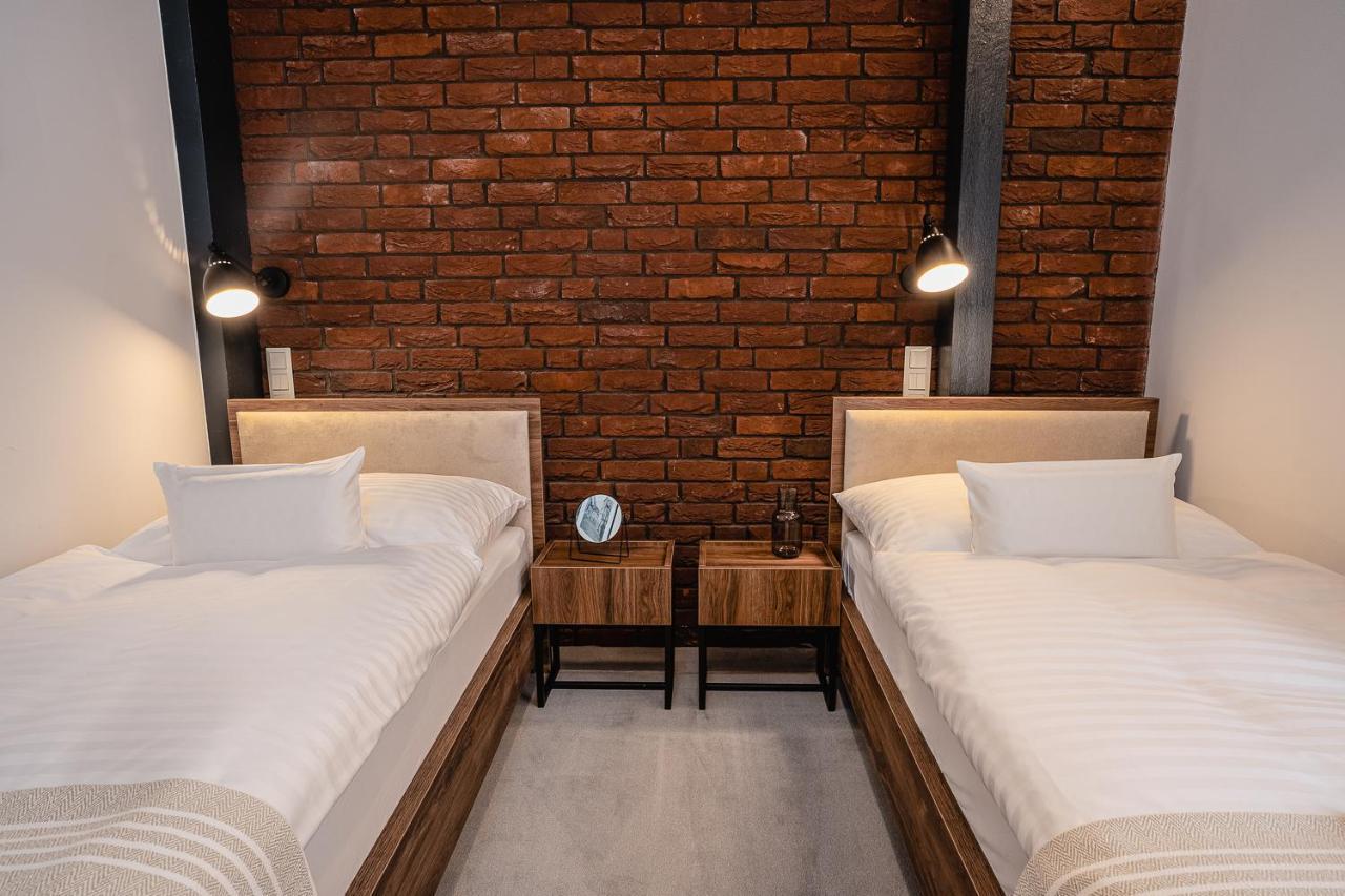 Garni Hotel Dock Bratislava Exterior foto